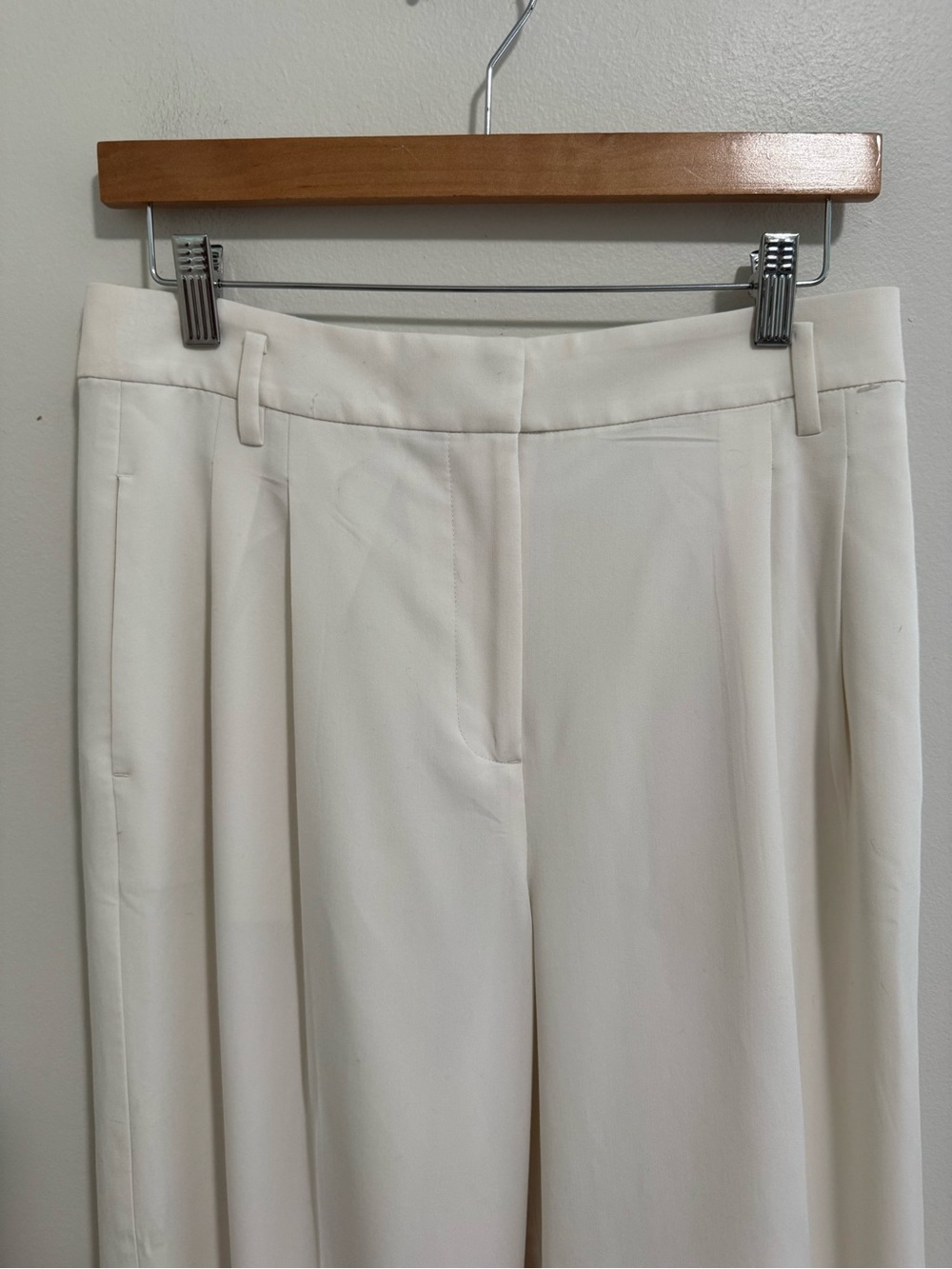 Ann Taylor Wide Leg Pants in Off-White - Picture 2 of 6